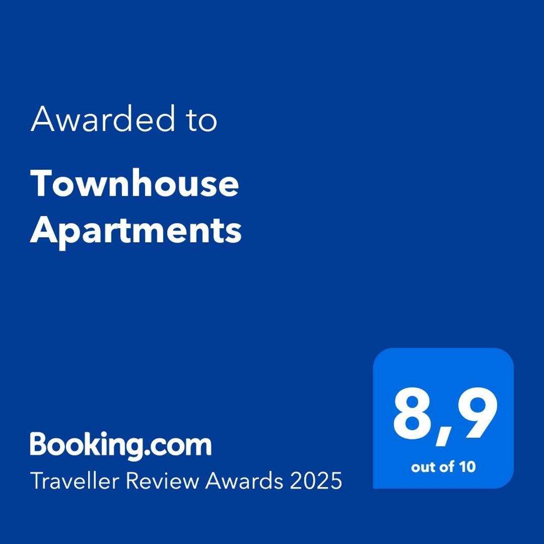 Townhouse Apartments Mariehamn Exterior foto
